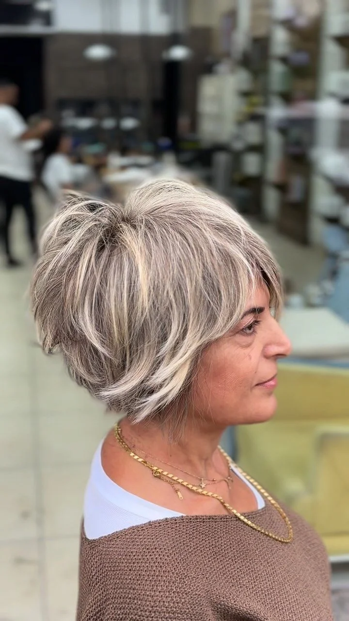Raíz con canas y largos ya coloreados